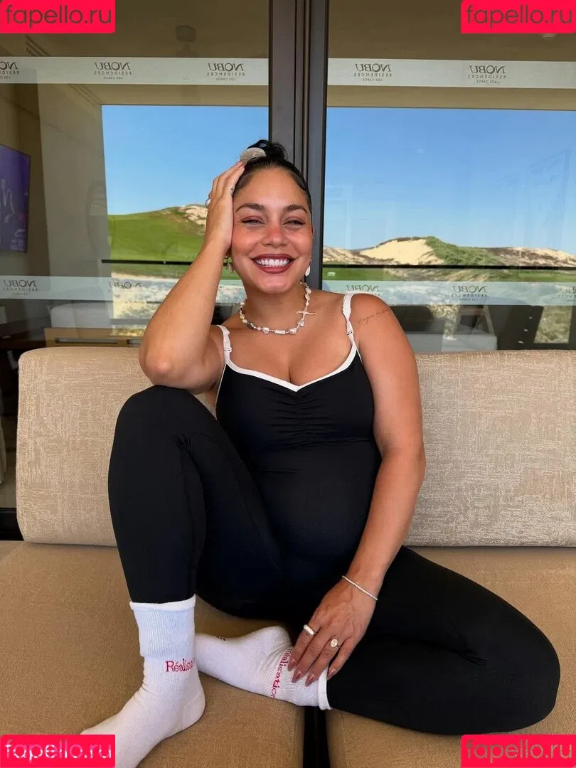 Vanessa Hudgens / VanessaHudgens Onlyfans Photo Gallery 