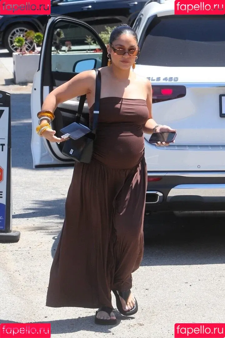 Vanessa Hudgens / VanessaHudgens Onlyfans Photo Gallery 