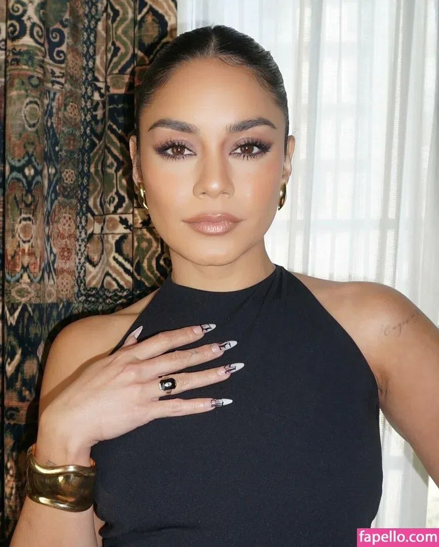 Vanessa Hudgens / VanessaHudgens Onlyfans Photo Gallery 