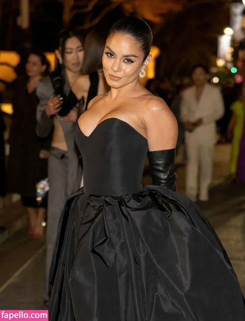 Vanessa Hudgens / VanessaHudgens Onlyfans Photo Gallery 