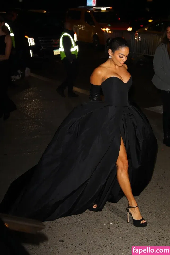 Vanessa Hudgens / VanessaHudgens Onlyfans Photo Gallery 