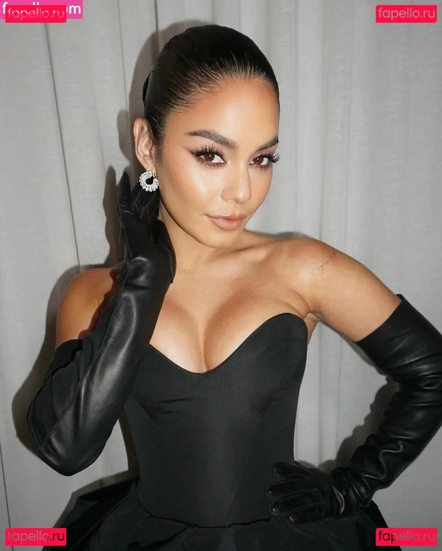 Vanessa Hudgens / VanessaHudgens Onlyfans Photo Gallery 