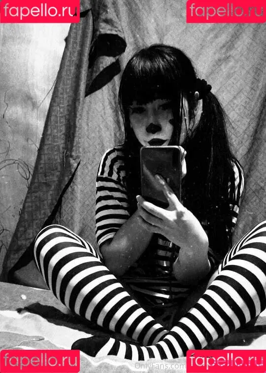mime.liluthcosplays Onlyfans Photo Gallery 