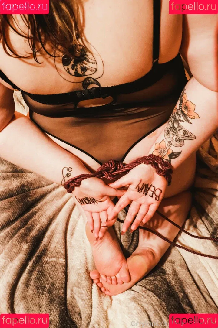 cuteasf11 / cutepeaches2 Onlyfans Photo Gallery 