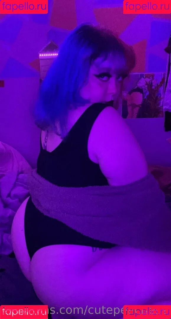 cuteasf11 / cutepeaches2 Onlyfans Photo Gallery 