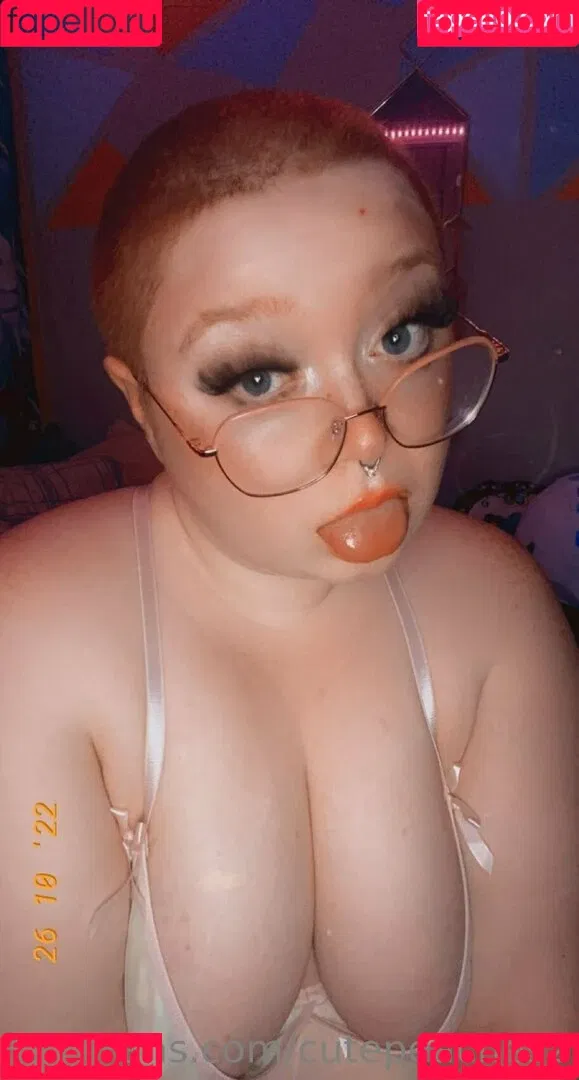 cuteasf11 / cutepeaches2 Onlyfans Photo Gallery 