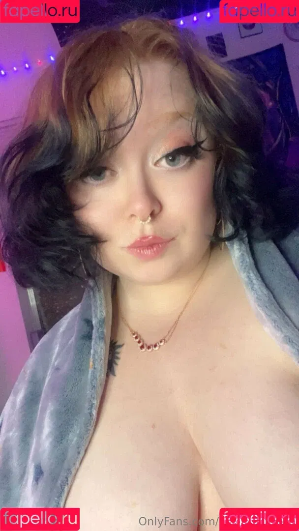 cuteasf11 / cutepeaches2 Onlyfans Photo Gallery 