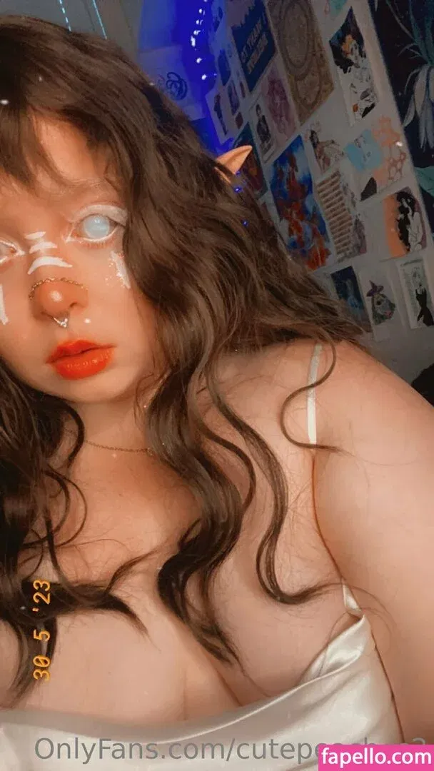 cuteasf11 / cutepeaches2 Onlyfans Photo Gallery 