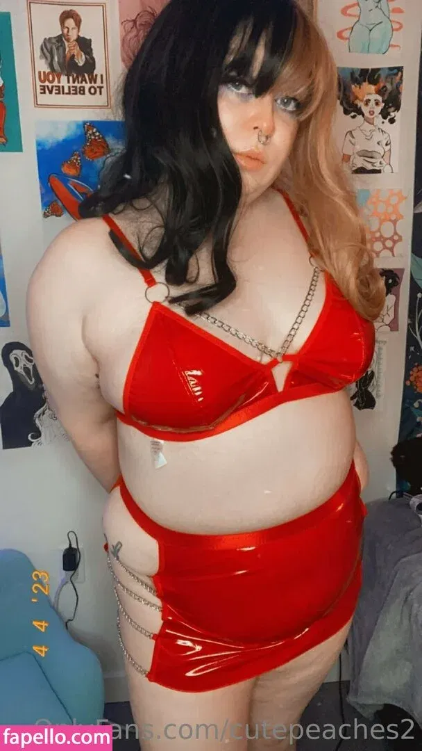 cuteasf11 / cutepeaches2 Onlyfans Photo Gallery 