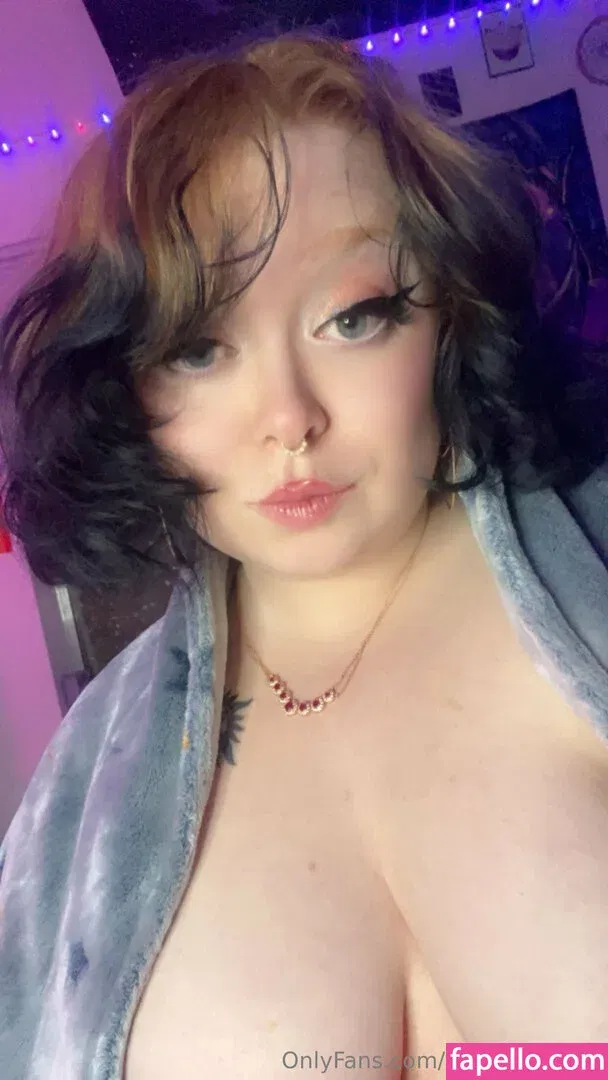 cuteasf11 / cutepeaches2 Onlyfans Photo Gallery 