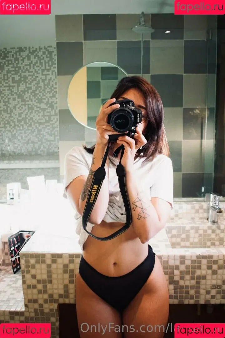 Valery Ortíz / ValeryOrtizpar / Valeryyortizz / landa_or Onlyfans Photo Gallery 