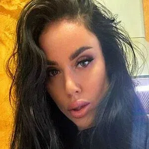 alinaboobs / alinaboz Onlyfans Photo Gallery 