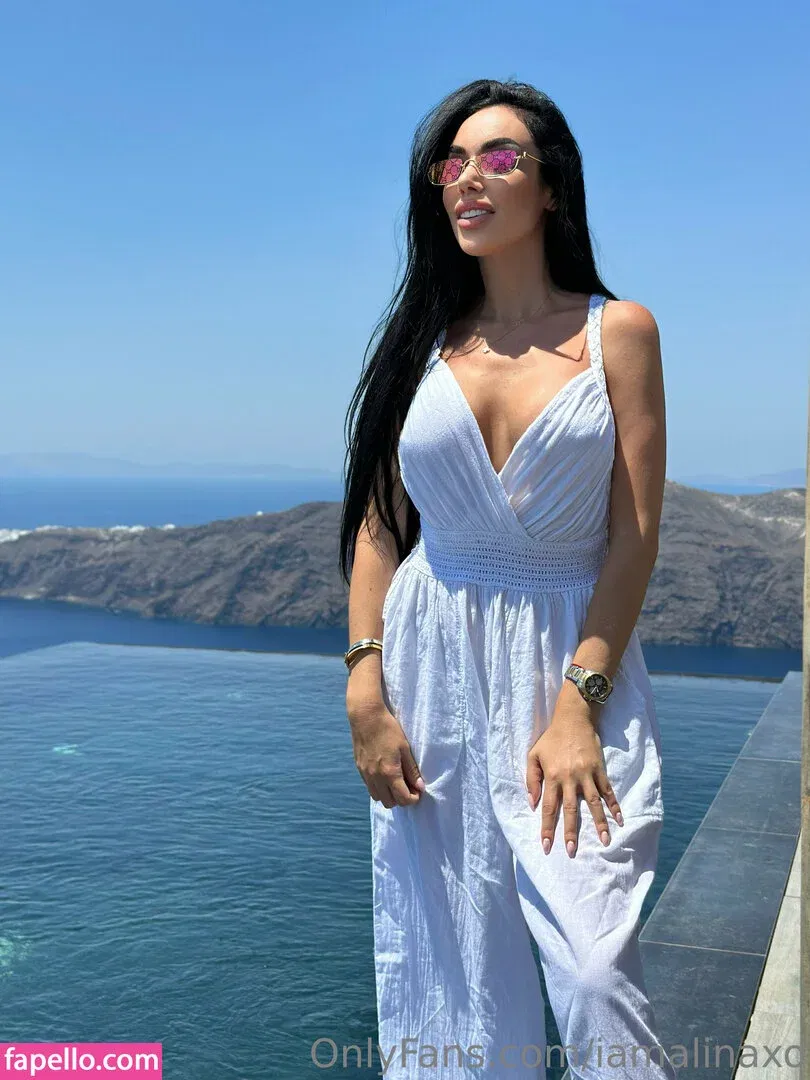 alinaboobs / alinaboz Onlyfans Photo Gallery 