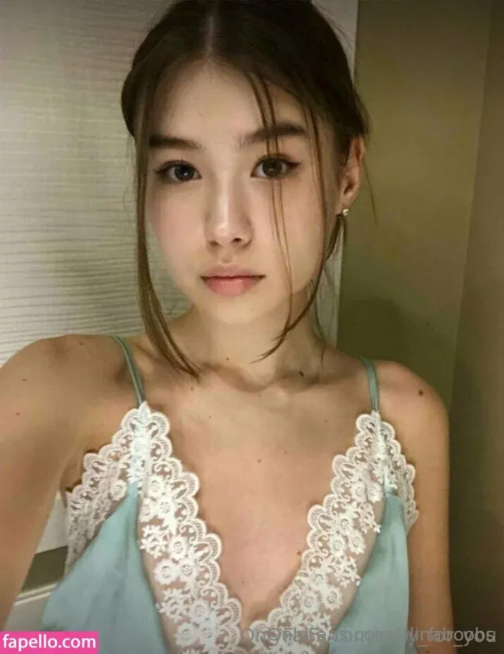 alinaboobs / alinaboz Onlyfans Photo Gallery 