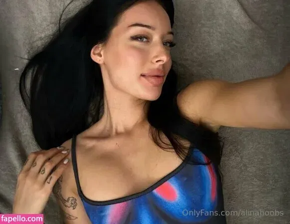 alinaboobs / alinaboz Onlyfans Photo Gallery 