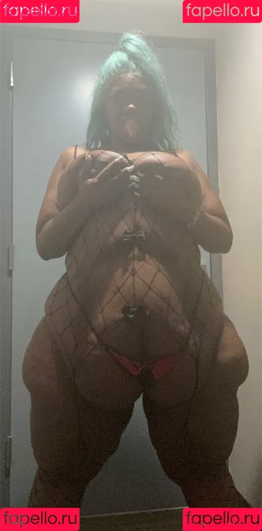 beverlyblue3x / beverlyblueofficial Onlyfans Photo Gallery 