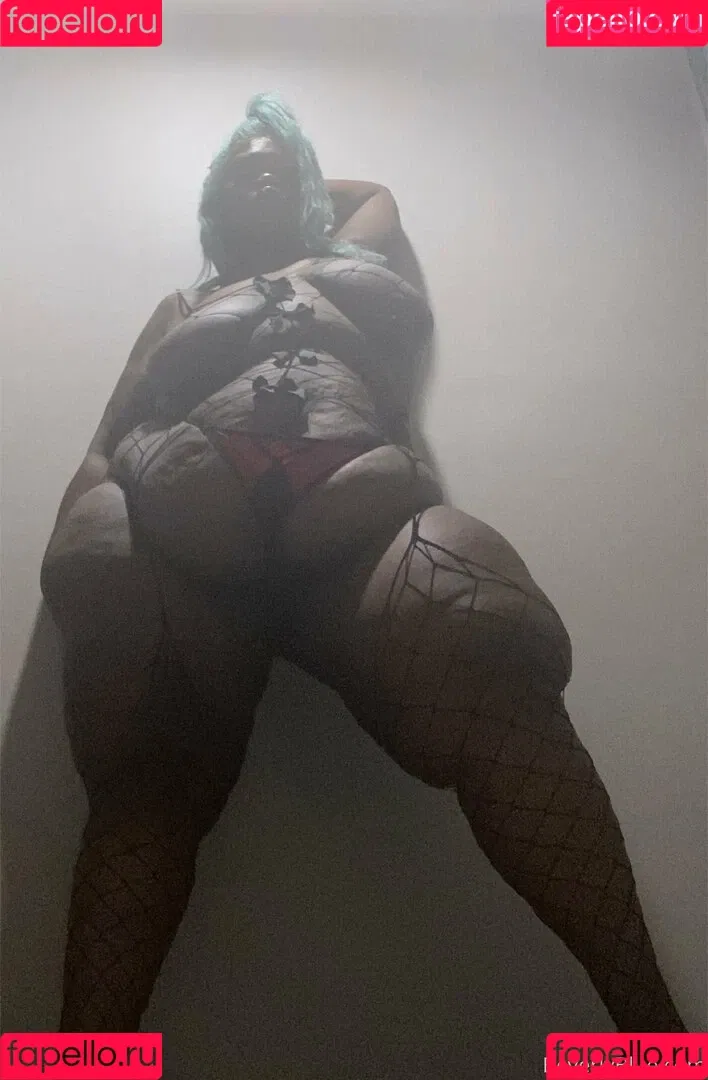 beverlyblue3x / beverlyblueofficial Onlyfans Photo Gallery 