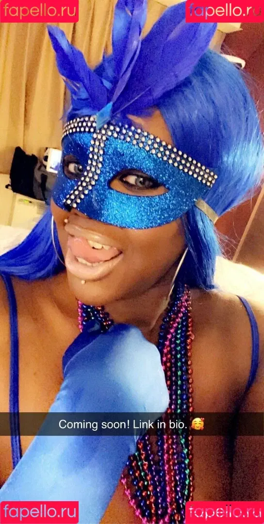 beverlyblue3x / beverlyblueofficial Onlyfans Photo Gallery 