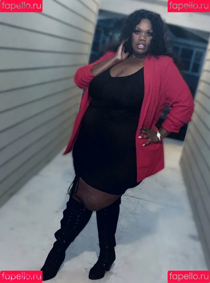 beverlyblue3x / beverlyblueofficial Onlyfans Photo Gallery 
