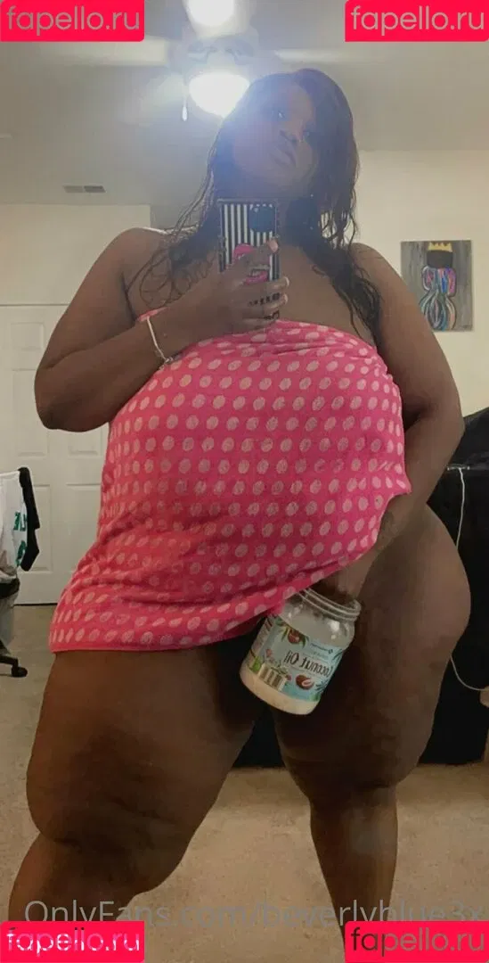 beverlyblue3x / beverlyblueofficial Onlyfans Photo Gallery 