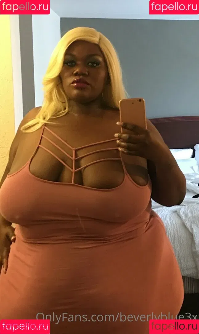 beverlyblue3x / beverlyblueofficial Onlyfans Photo Gallery 