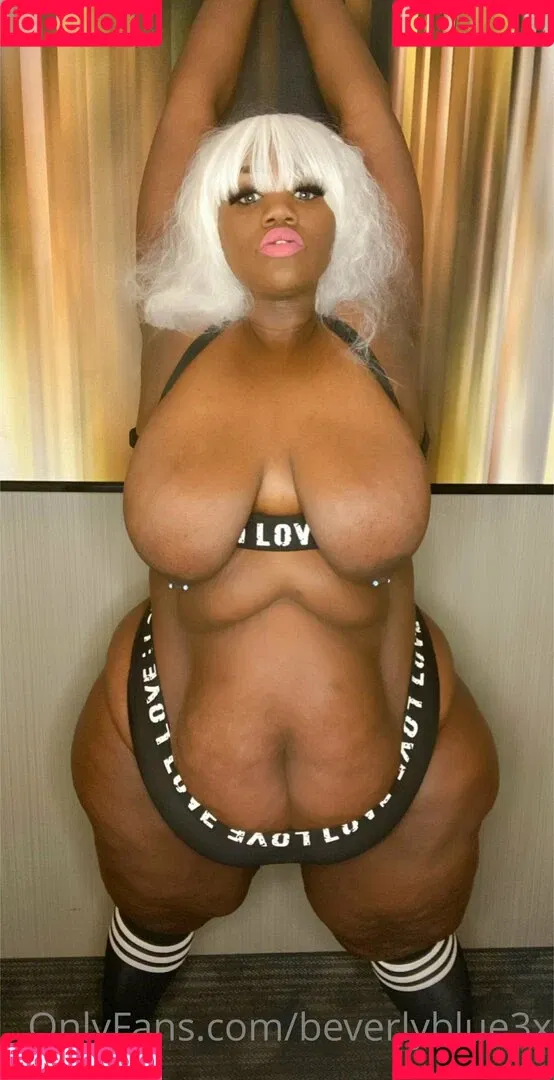 beverlyblue3x / beverlyblueofficial Onlyfans Photo Gallery 