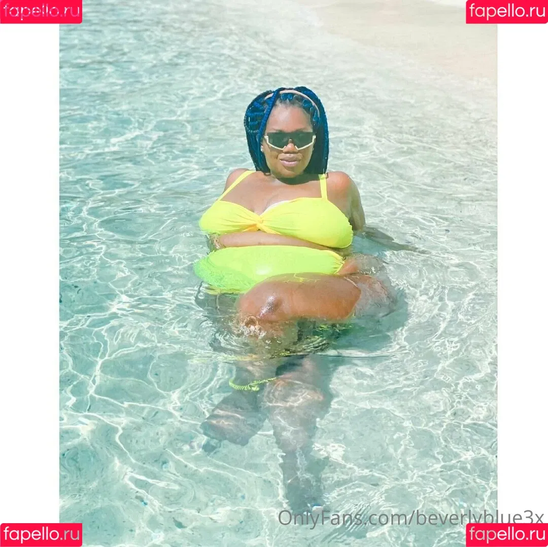 beverlyblue3x / beverlyblueofficial Onlyfans Photo Gallery 