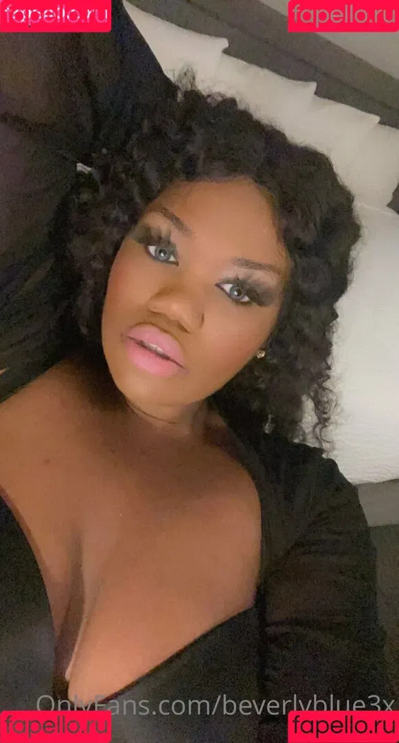 beverlyblue3x / beverlyblueofficial Onlyfans Photo Gallery 