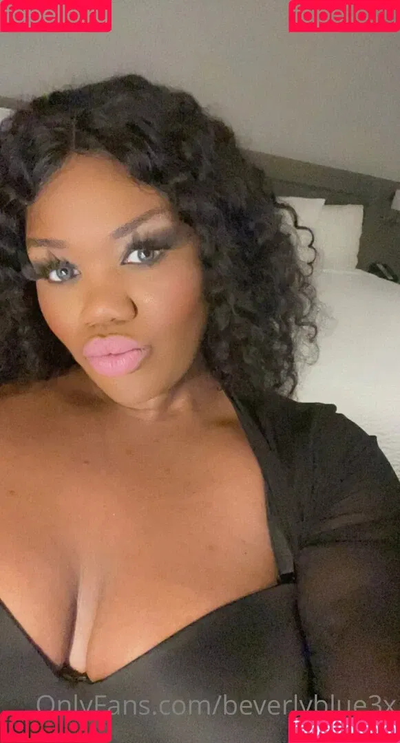 beverlyblue3x / beverlyblueofficial Onlyfans Photo Gallery 