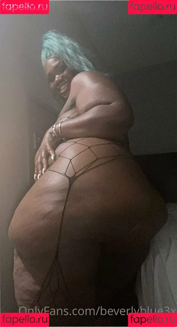 beverlyblue3x / beverlyblueofficial Onlyfans Photo Gallery 