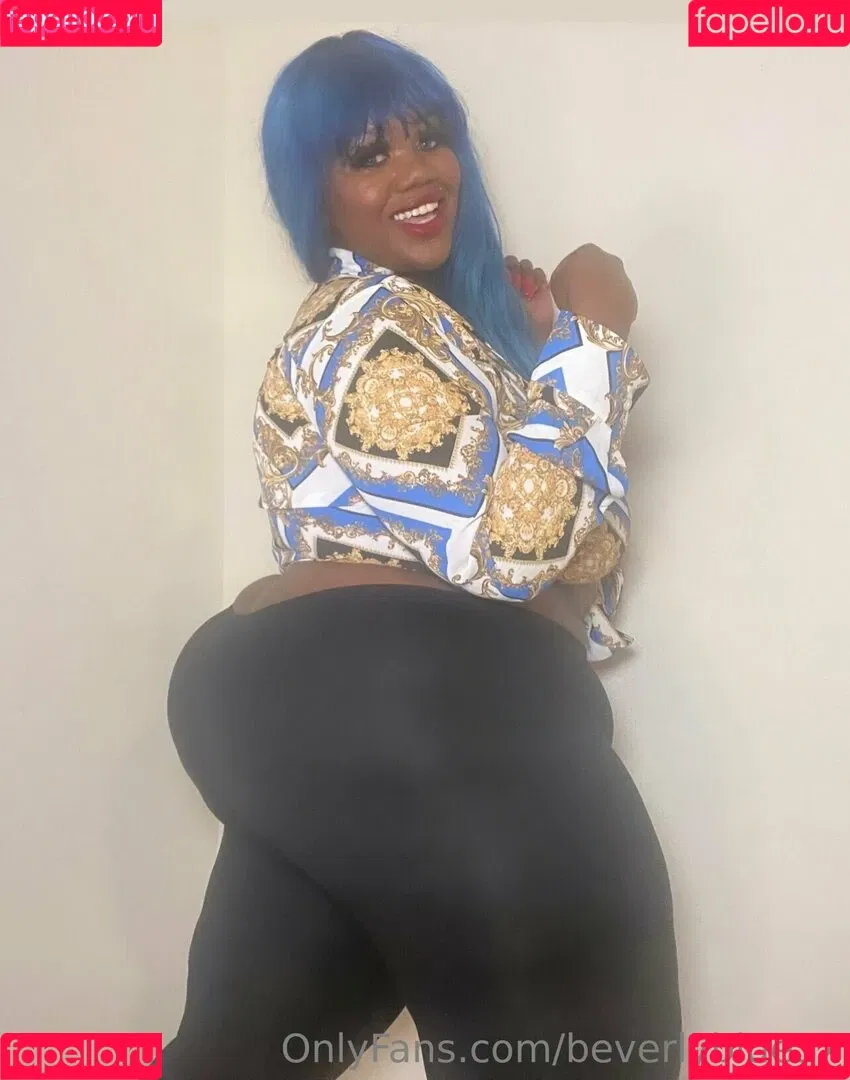 beverlyblue3x / beverlyblueofficial Onlyfans Photo Gallery 