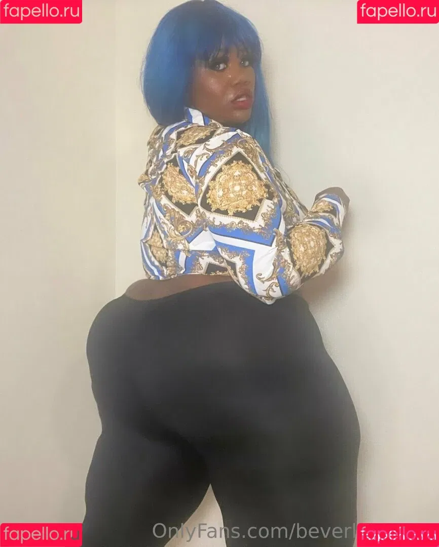 beverlyblue3x / beverlyblueofficial Onlyfans Photo Gallery 
