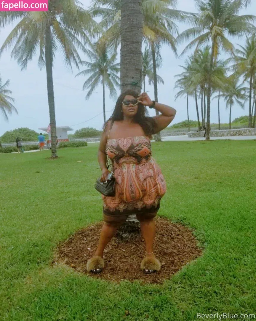 beverlyblue3x / beverlyblueofficial Onlyfans Photo Gallery 