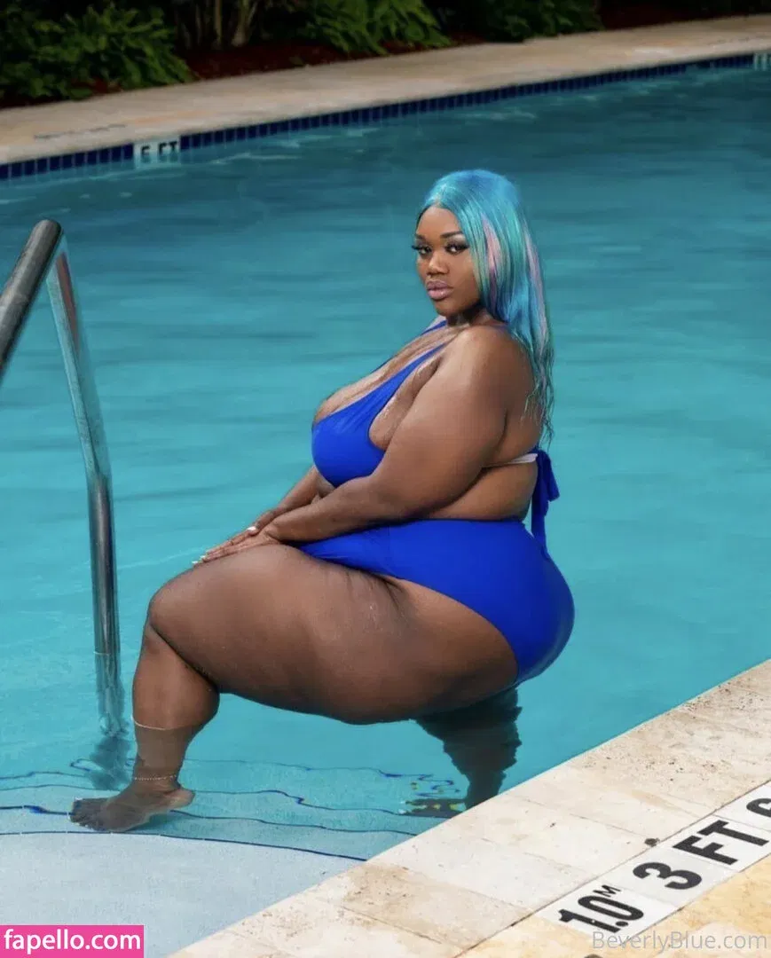 beverlyblue3x / beverlyblueofficial Onlyfans Photo Gallery 