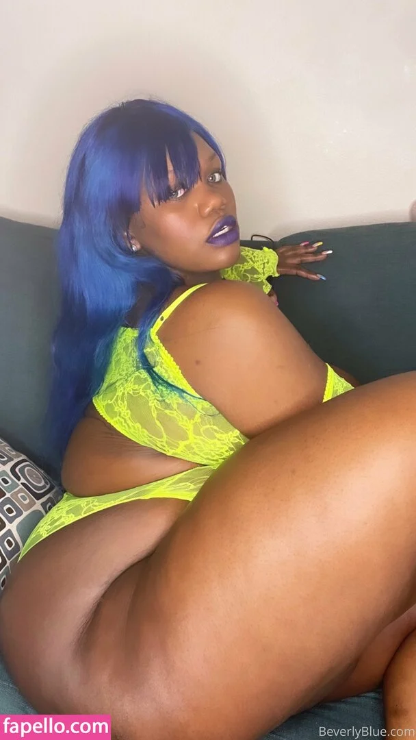 beverlyblue3x / beverlyblueofficial Onlyfans Photo Gallery 