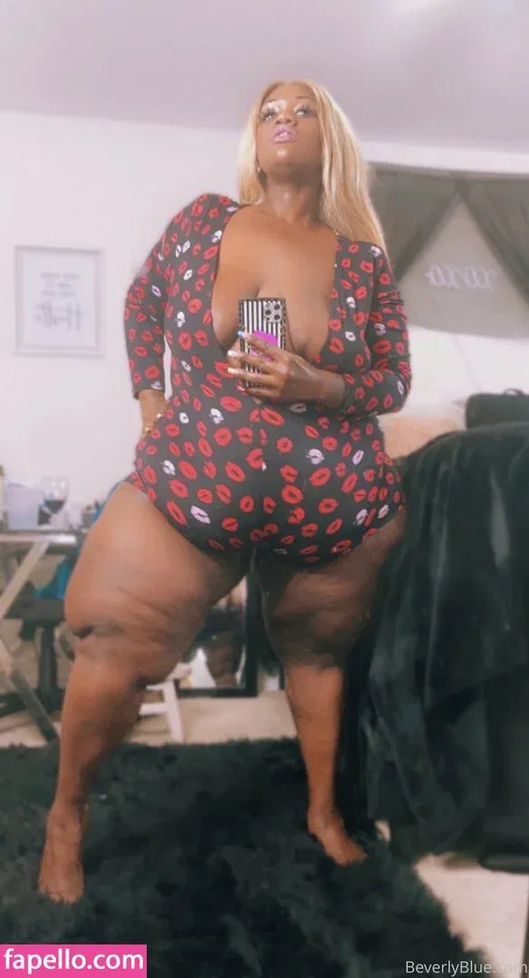beverlyblue3x / beverlyblueofficial Onlyfans Photo Gallery 