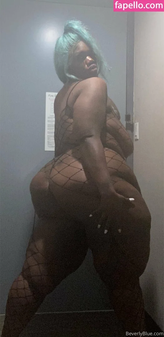 beverlyblue3x / beverlyblueofficial Onlyfans Photo Gallery 