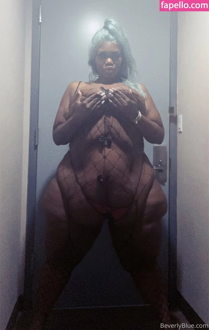 beverlyblue3x / beverlyblueofficial Onlyfans Photo Gallery 