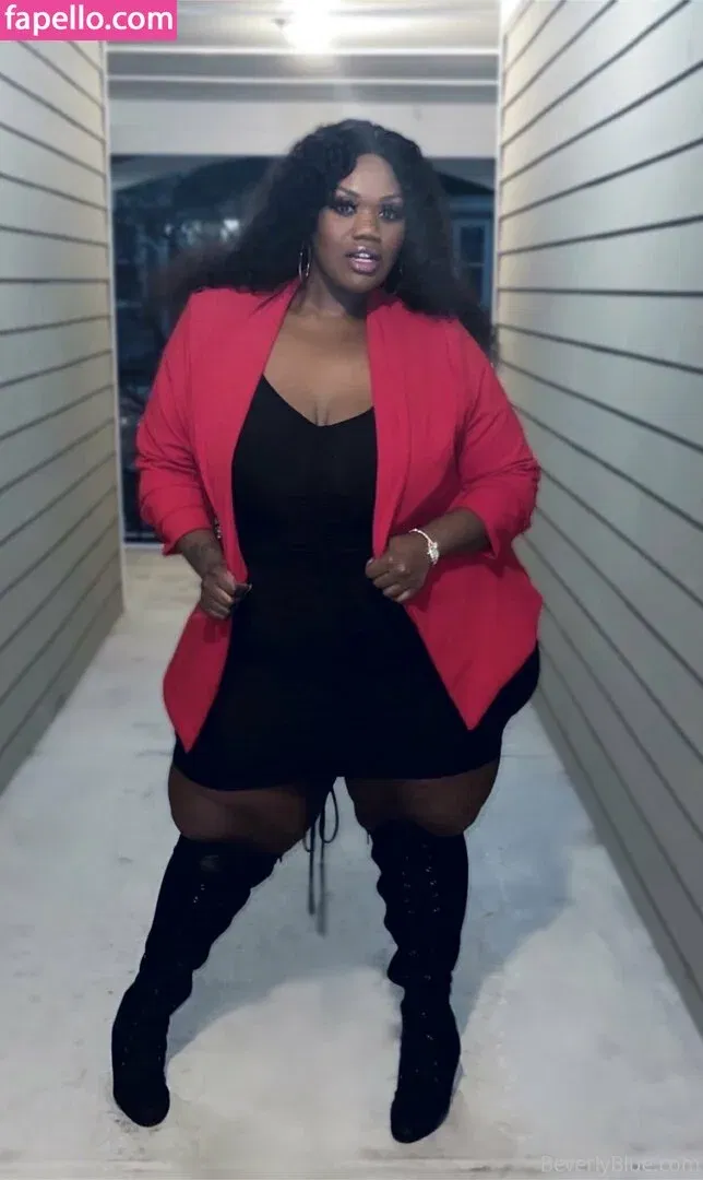 beverlyblue3x / beverlyblueofficial Onlyfans Photo Gallery 