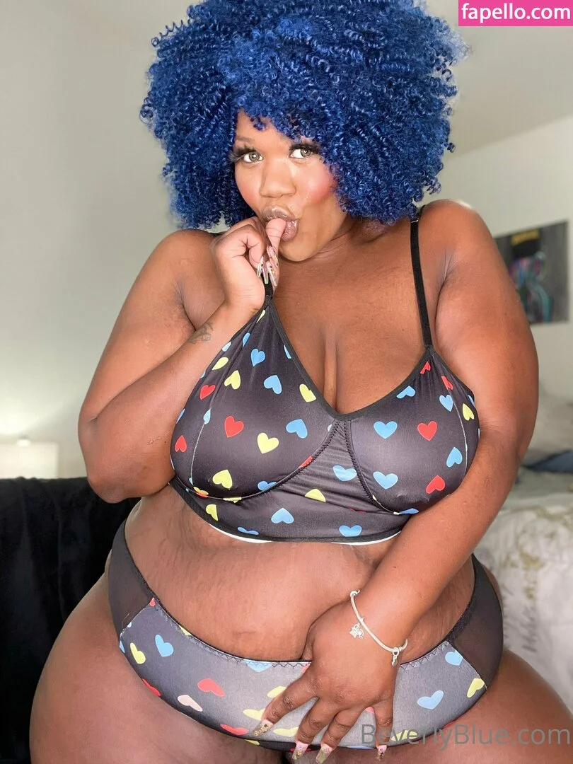 beverlyblue3x / beverlyblueofficial Onlyfans Photo Gallery 