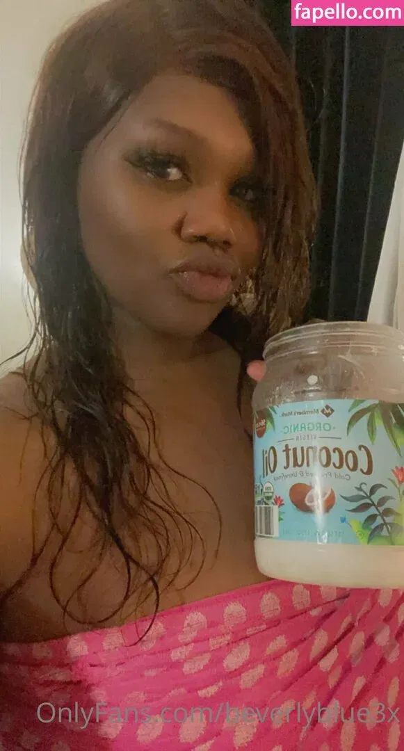 beverlyblue3x / beverlyblueofficial Onlyfans Photo Gallery 