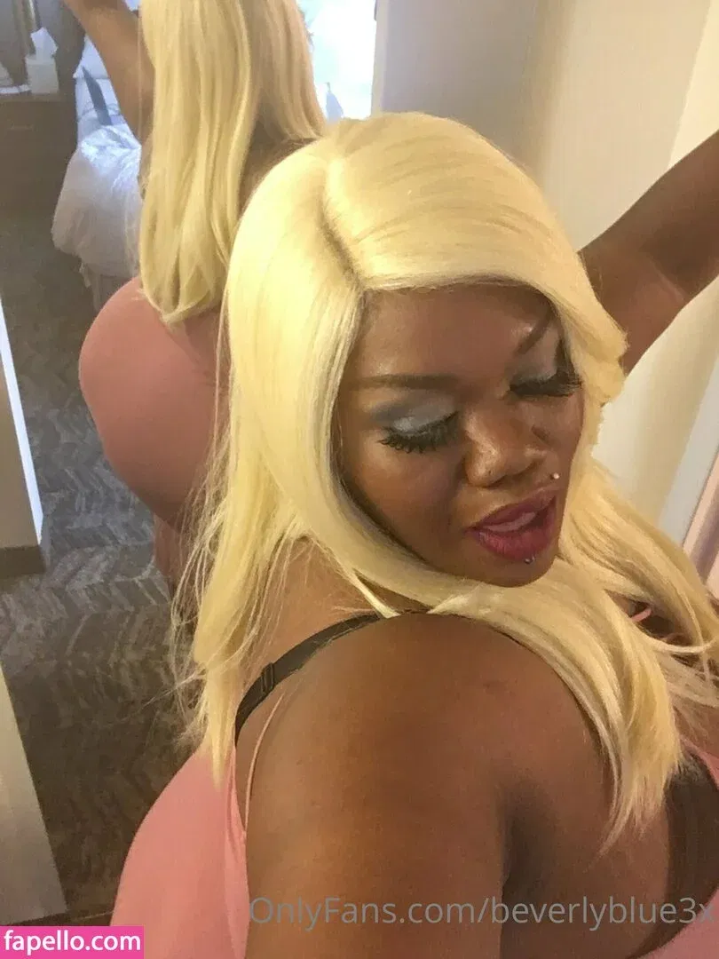 beverlyblue3x / beverlyblueofficial Onlyfans Photo Gallery 