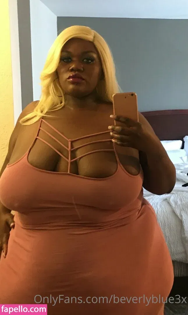 beverlyblue3x / beverlyblueofficial Onlyfans Photo Gallery 