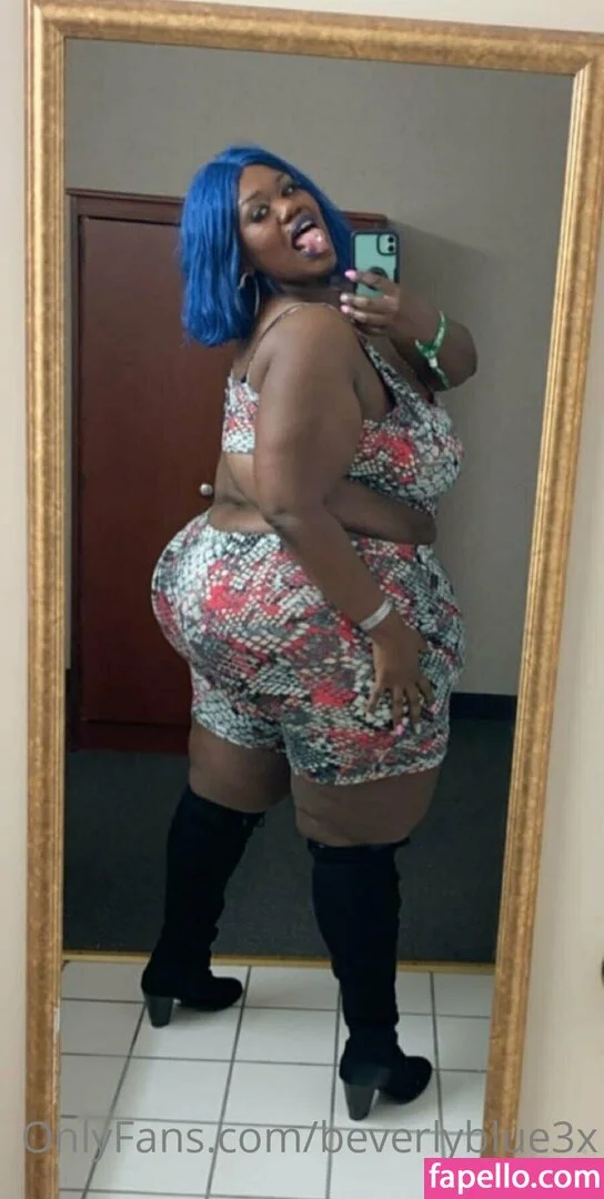 beverlyblue3x / beverlyblueofficial Onlyfans Photo Gallery 