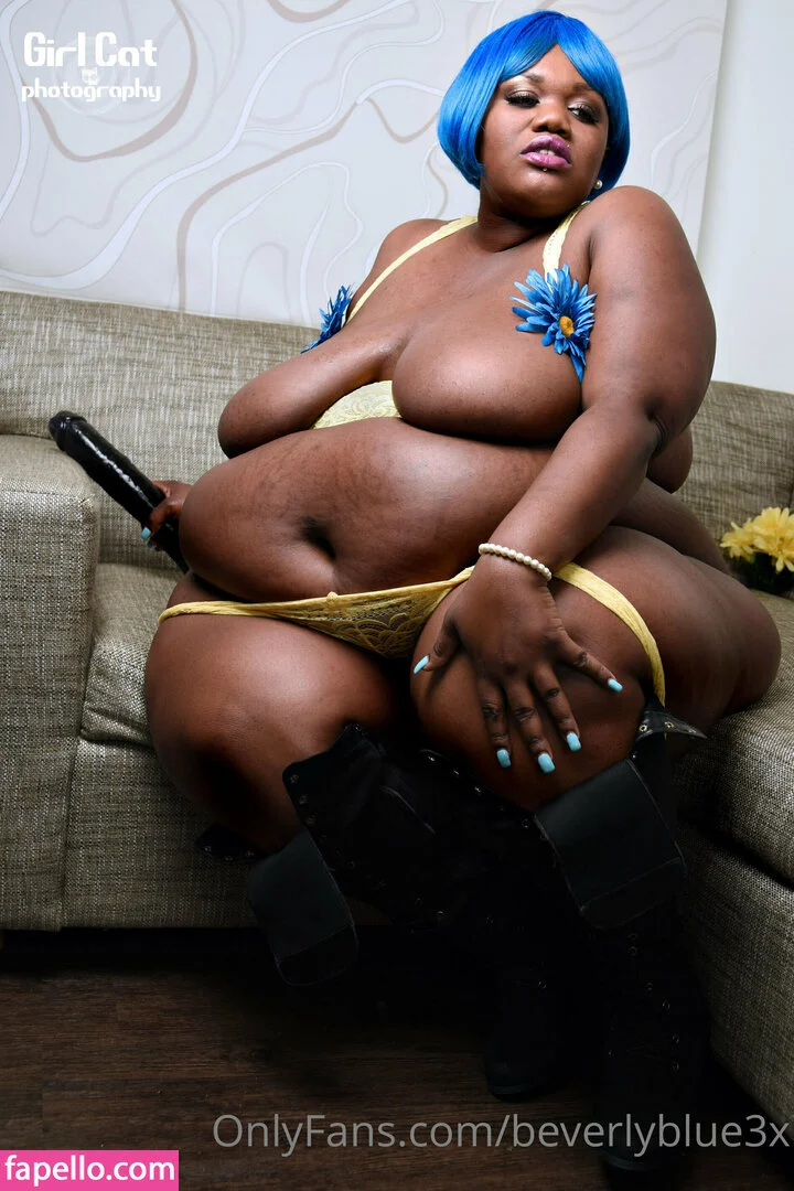 beverlyblue3x / beverlyblueofficial Onlyfans Photo Gallery 