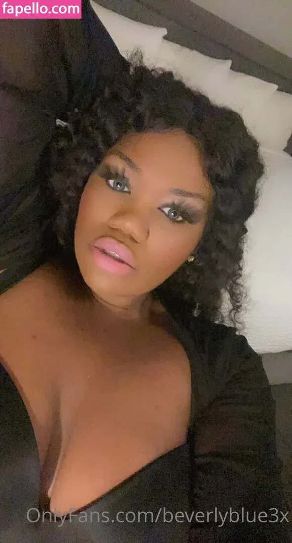 beverlyblue3x / beverlyblueofficial Onlyfans Photo Gallery 