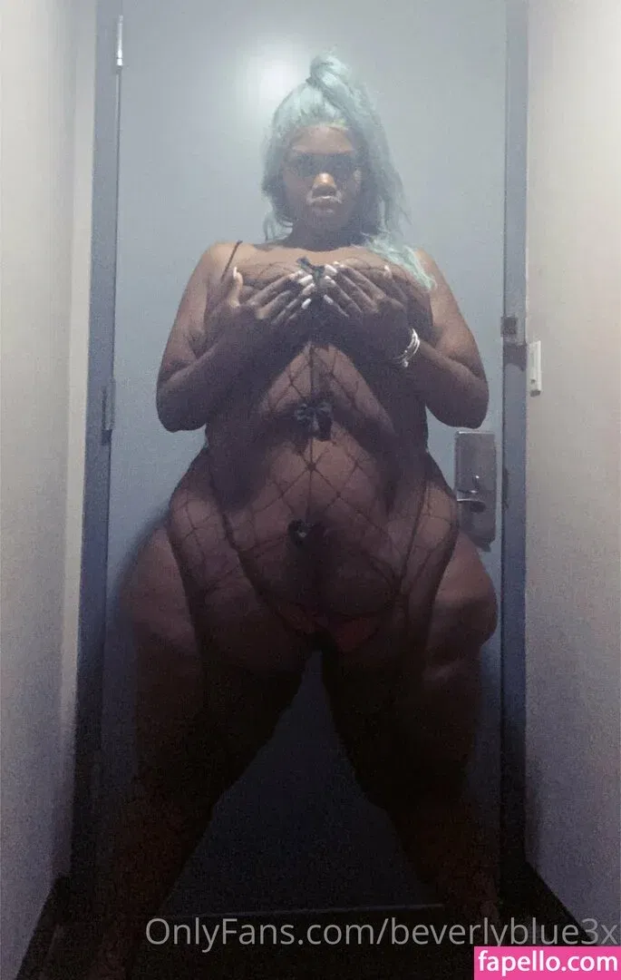 beverlyblue3x / beverlyblueofficial Onlyfans Photo Gallery 
