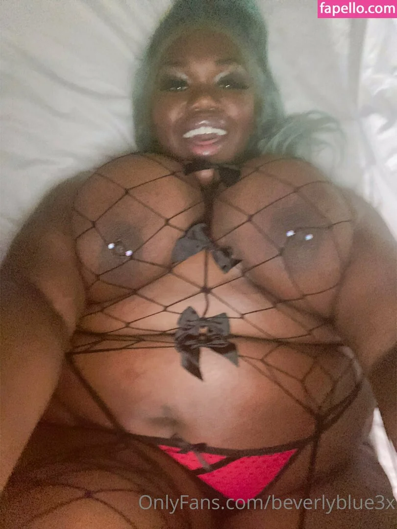beverlyblue3x / beverlyblueofficial Onlyfans Photo Gallery 