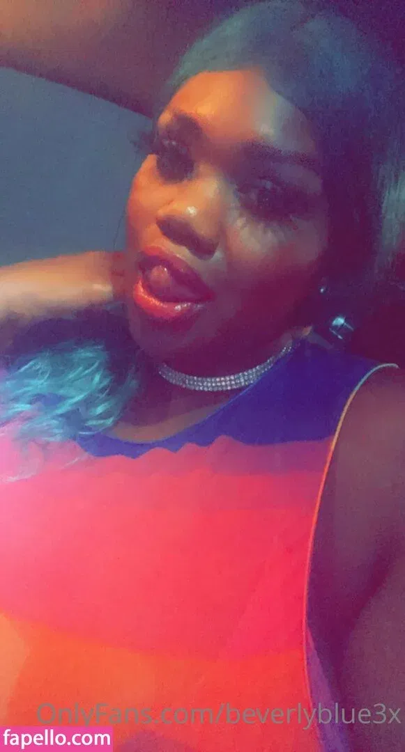 beverlyblue3x / beverlyblueofficial Onlyfans Photo Gallery 