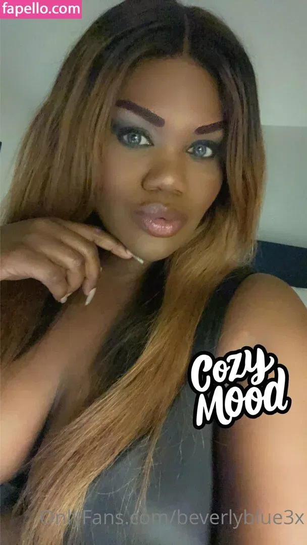 beverlyblue3x / beverlyblueofficial Onlyfans Photo Gallery 